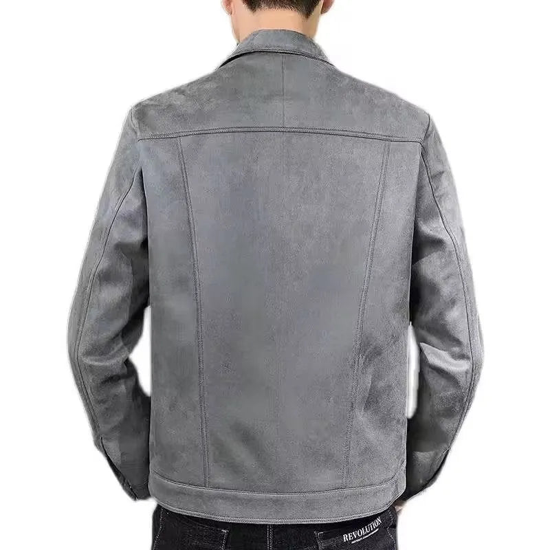 Casual solid colour loose men's top with 3D patch pocket in suede brown