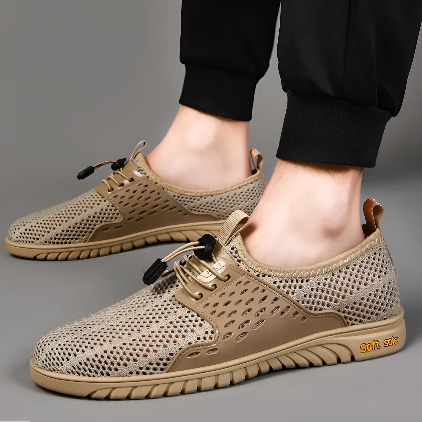 Men's mesh casual sports shoes in three colour options showing breathable construction and elastic band design