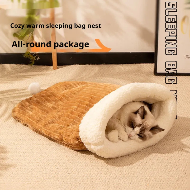 Flannel cat sleeping bag nest in pink, blue, and striped patterns, measuring 50x40 cm.