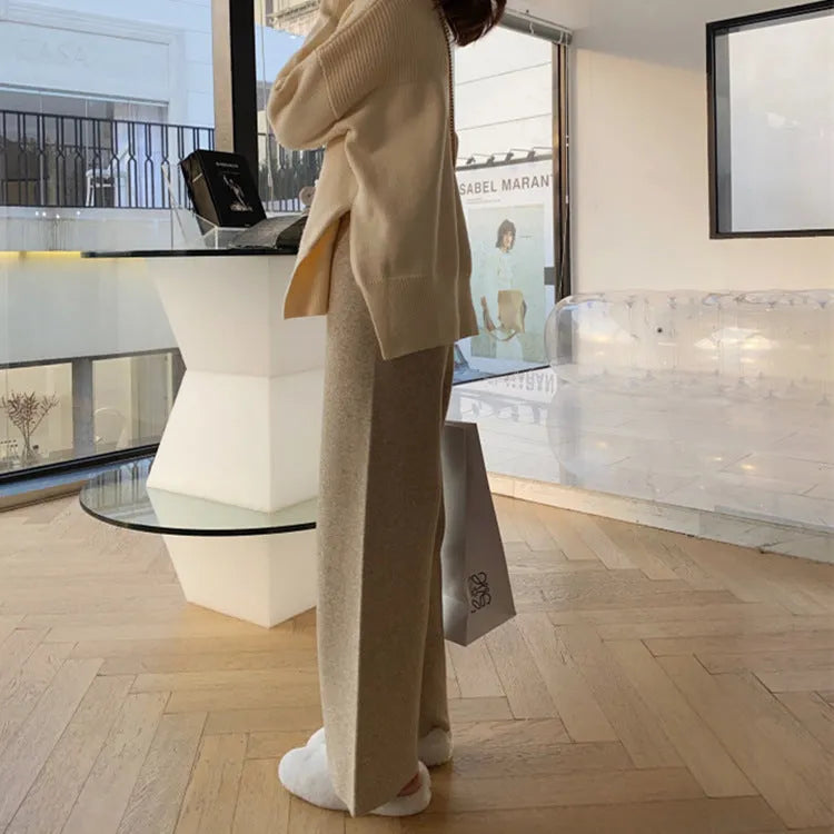 Women's knitted wide-leg high waist trousers in straight-leg style for autumn winter casual wear