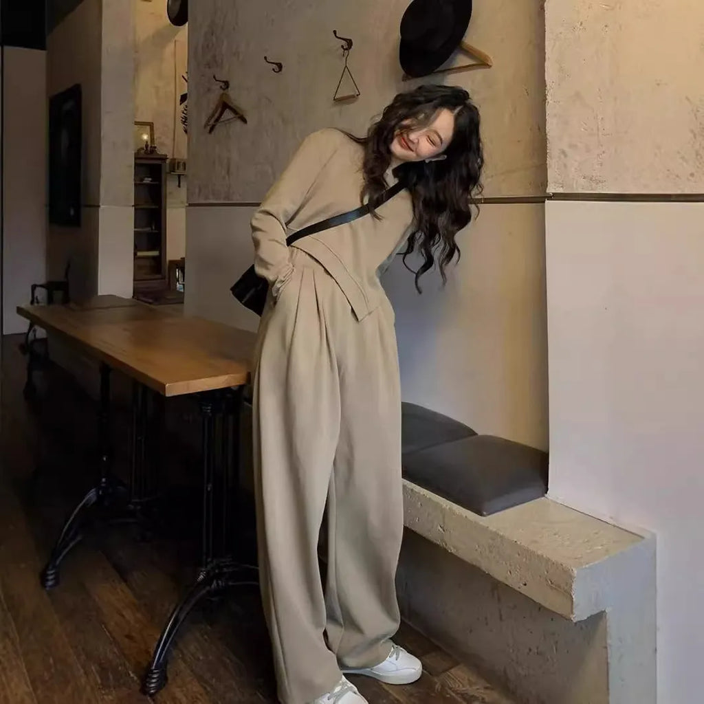Women's casual sports suit two-piece set in Japanese Korean style with solid colour design